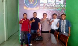 Polres Mandailing Natal Dukung Wartawan Sajikan Berita Berimbang Soal Kenaikan Harga BBM