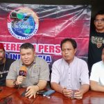 KETUM IWO INDONESIA BERSAMA TOKOH MASYARAKAT DESA CIBUNTU UCAPKAN TERIMAKASIH PADA KAJARI CIKARANG