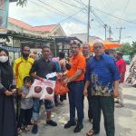 Ketua Pewarta Melayat Warga Meninggal Dunia Sekaligus Berikan Santunan