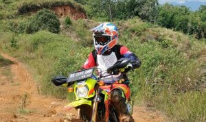 Trabas Alam Karo Dengan Trail, Imam Suyudi : ” Bukan Gunung Yang Kita Taklukkan, Tapi Diri Kita Sendiri”
