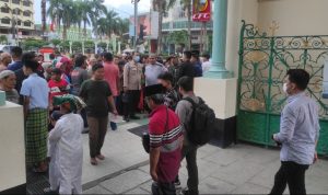 Ratusan Kaum Duafa Kawasan Masjid Raya Al Mahsun Medan Terima Santunan