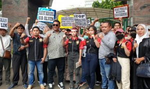 KATE VICTORIA LIM DI UYA KUYA PERTANYAKAN PROSES HUKUM DUGAAN KTP GANDA JAKSA AGUNG