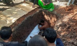 TERNYATA  COVID-19 MASIH BERLANJUT MENINGGAL DUNIA WARGA DESA, LEMAH KARYA KECAAMATAN TEMPURAN