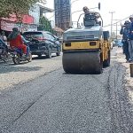 Jalan Berlubang Jalur Cikalong-Cilamaya Bahayakan Pengguna Jalan, Gema Cikamaya : Kami Minta Segera Ada Perbaikan Permanen
