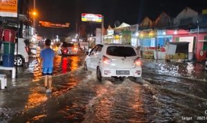 Baru Di Guyur Hujan Beberapa Jam Perumahan Griya Pesona Asri Terendam Banjir Lagi
