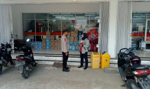 Unit Patroli Polsek Blanakan Polres Subang Patroli Obvit Toko Modern Antisipasi Terjadinya C3