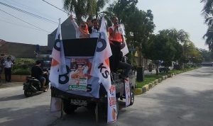 Caleg PKS Teti Lestari Hibur Warga Cibitung dan Cikarang Barat dengan Flashmob Kampanye