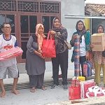 Pemdes Cilamaya Girang Salurkan Bantuan Dari Pemkab Subang dan Kodim 0605 Subang Untuk Warga Yang Rumahnya Roboh