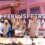 Polisi Amankan 20 Senjata Laras Panjang dan 11 Pucuk Senjata Laras Pendek Bersama Ribuan Amunisi di Bandung