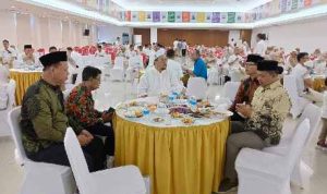 Balon Bupati Bekasi Ulung Purnama SH., MH Hadir Diacara Halal Bihalal Keluarga Besar Universitas Pelita Bangsa Bekasi