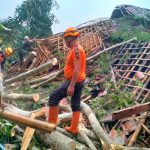 118 Warga Mengungsi Pasca Banjir Sukabumi, Puluhan Rumah Warga Hingga Sekolah Rusak!