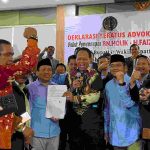 100 Advokat di Kabupaten Bekasi Deklarasikan Dukungan untuk BN Holik dan H. Faizal