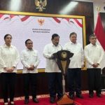Presiden Umumkan Upah Minimum Tahun 2025 Naik Sebesar 6,5 Persen, Kenaikan 1 Kali Gaji Guru ASN dan Tunjangan Guru Non ASN