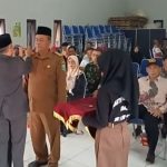 Lantik Penjabat Kades Cilamaya Hilir, Camat Berpesan Jaga Kekompakan dan Persatuan!