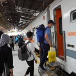 Rencana Liburan Pake Kereta Api? Ini Rekomendasi Pemesanan Tiket Kereta Api Online!