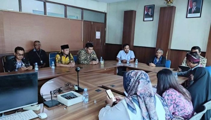 Kunjungan Kerja Komisi IV DPRD Subang ke Disdikbud : Soroti Program MBG dan Sarana Pendidikan