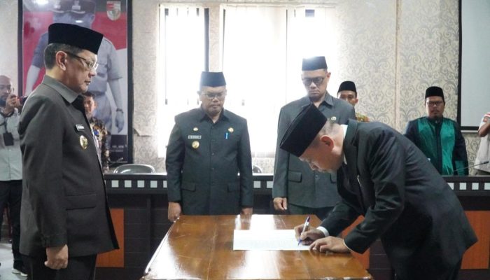 Pj Bupati Tulang Bawang Lantik Perana Putra Jadi Penjabat Sekda