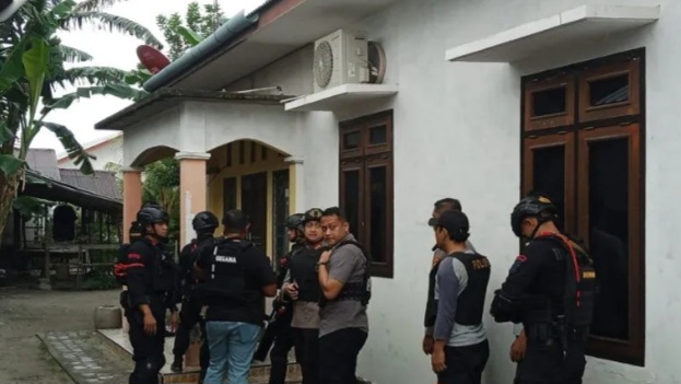 Hendak Ditangkap! Seorang Desersi TNI Melawan dan Tembak Anggota Polisi Militer