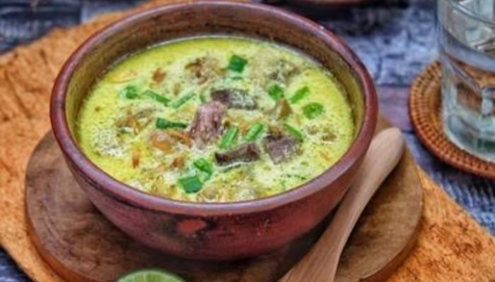 Empal Gentong Yang Kaya Rempah Cocok Disantap Saat Hujan