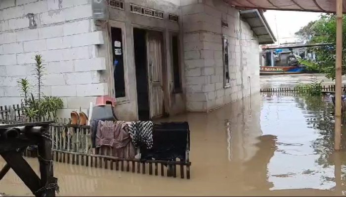 Rabu Sore Banjir di Blanakan Meluas Hingga Ratusan Rumah Terendam