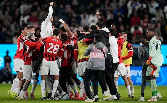 Tertinggal Terlebih Dahulu Akhirnya AC Milan Balikan Keadaan dan Libas Intermilan 2-3