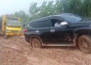 Mantan Bupati Mesuji Gercep Atasi Jalan Rusak di Mesuji