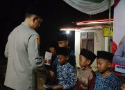Kapolres Mesuji dan Ketua Bhayangkari Safari Ramadhan di Mapolsek Mesuji Timur, Santuni Anak Yatim