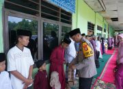Ramadan Berbagi, Kapolres Bersama Ketua Bhayangkari Cabang Lampung Utara Santuni Anak Yatim