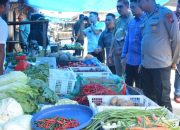 Kapolres Labusel AKBP Arfin Fachreza Bersama Forkopimda Tinjau Stabilitas Harga Bahan Pokok di Pasar