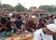 Ratusan Masyarakat Laksanakan Shalat Ied di Lapangan Dusun Panjalin