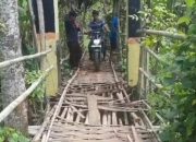 Warga Ciasem Subang Desak Pemerintah Bangun Jembatan Gantung yang Kokoh