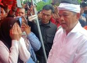 Dedi Mulyadi Berikan Santunan Rp.50 Juta pada Keluarga Korban dan Jamin Pendidikan Anak Korban Ledakan di Garut