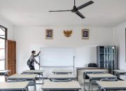 Kemensos Buka Lowongan Guru Sekolah Rakyat, Simak syarat dan ketentuannya!