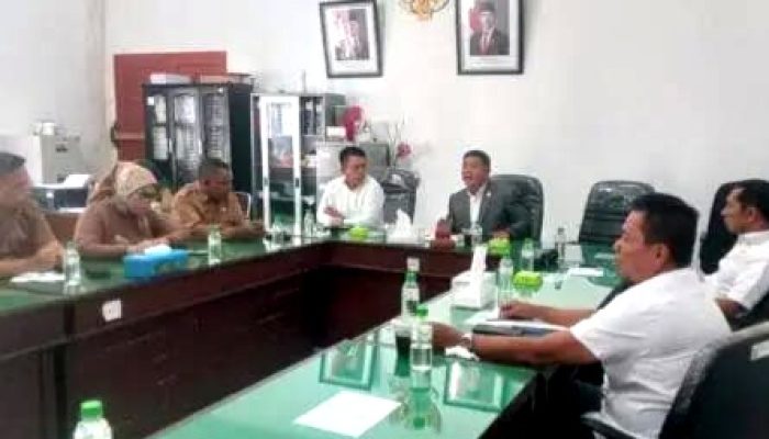 DPRD Simalungun Pertimbangkan Bawa Kasus Seragam Olahraga Siswa ke Aparat Penegak Hukum