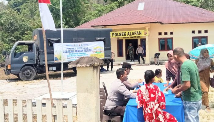 Polres Simeulue dan Bulog Gelar Gerakan Pangan Murah, Beras 5 Kg Hanya Rp 62.000