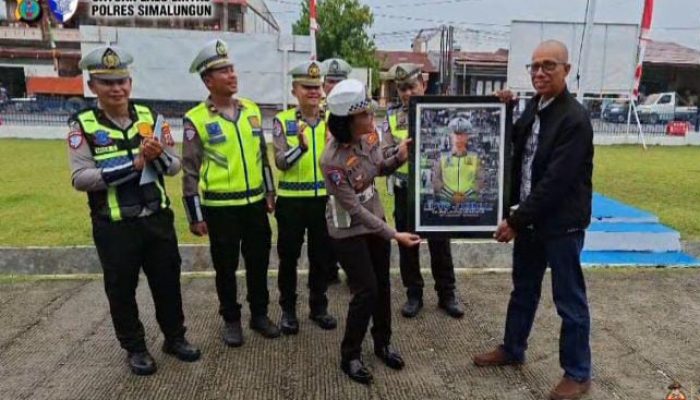 Sat Lantas Polres Simalungun Lepas AIPTU Jaharuddin Rambe dengan Penghargaan Tertinggi Menuju Purna Bakti