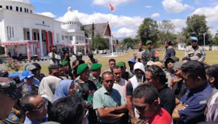 Mutasi ASN Kota Bima Picu Demo Besar: LSM LKPM NTB Tuding Ada Dendam Politik