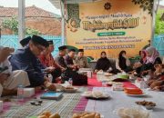 KUA Losarang Peringati Maulid Nabi Muhammad SAW dengan Pembacaan Maulid Al-Barzanji
