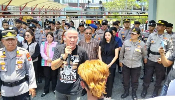 Supir Truk Demo di DPRD Sulut: Desak Pemerintah Tertibkan Mafia Solar