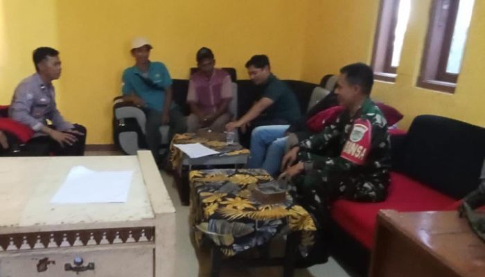Babinsa Mekarsari Gelar Komsos Bahas Pertanian, Dorong Semangat Petani Hadapi Musim Hujan