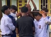 Siswa YPI Al-Mujahidin Turun ke Lapangan, Bantu Perbaikan Pompa Air Desa yang Rusak
