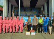 Wakapolres Tubaba Kunjungi Pospam Ops Ketupat Krakatau 2026, Berikan Bingkisan untuk Petugas