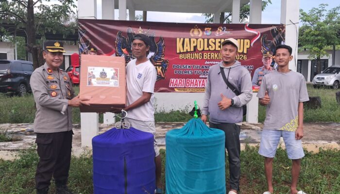 Kapolsek Tuba Tengah Cup Meriahkan HUT Bhayangkara ke-80
