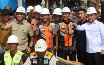 Didampingi Parosil, Gubernur Mirzani Kucurkan Rp45 Miliar untuk Jalan BNS