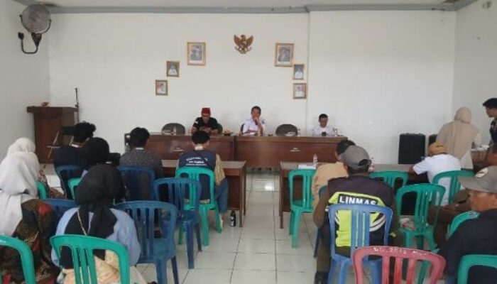 Rapat Minggon Rutin Desa Margakaya Jaga Koordinasi dan Iklim Pemerintahan yang Sehat