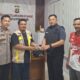 Warga Serahkan Senpira Ilegal ke Polsek Gunung Agung Jelang Pilkati