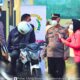 Peduli Kesehatan Warga, Bhayangkari Tulang Bawang Bagikan Masker Gratis